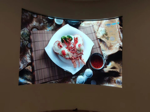 铁力室内P2.5弧形LED屏